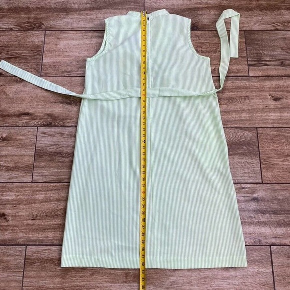 Vintage Seersucker Dress Green White Stripe Belted Sleeveless 18 1/2 - Picture 8 of 12